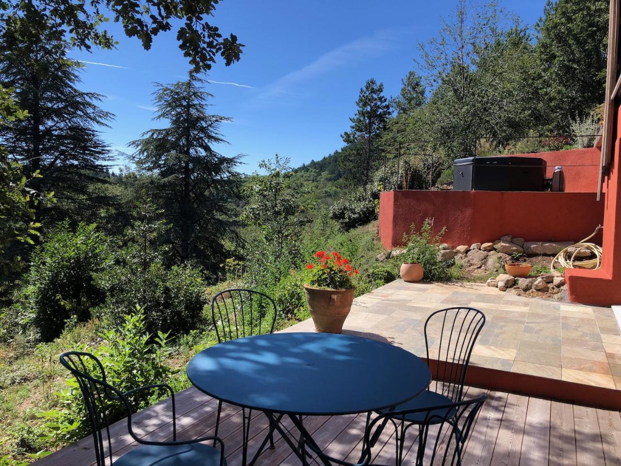 Reve D'Etoiles Bed and Breakfast Saint-Laurent-de-Cerdans Eksteriør billede
